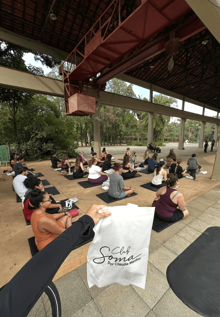 Ambiente acolhedor com luz natural suave